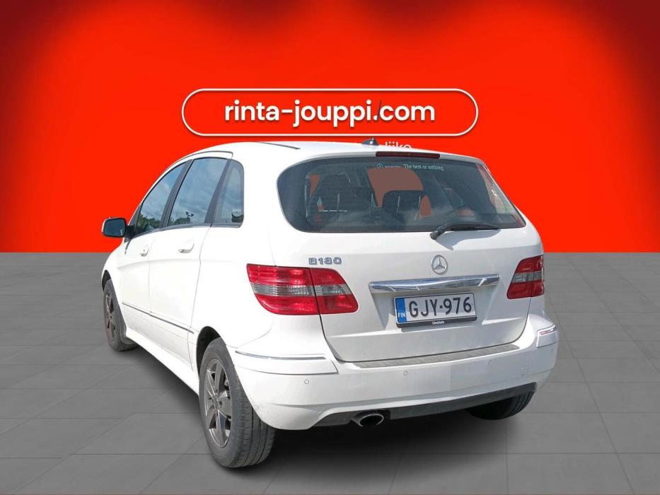 MERCEDES-BENZ B 2011