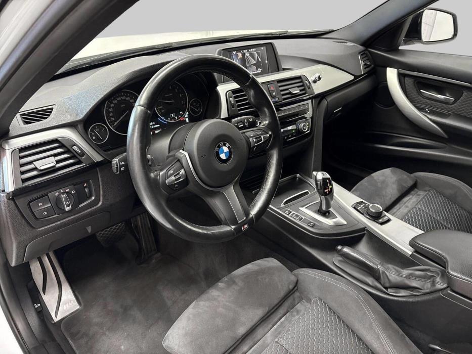 BMW 320 2017