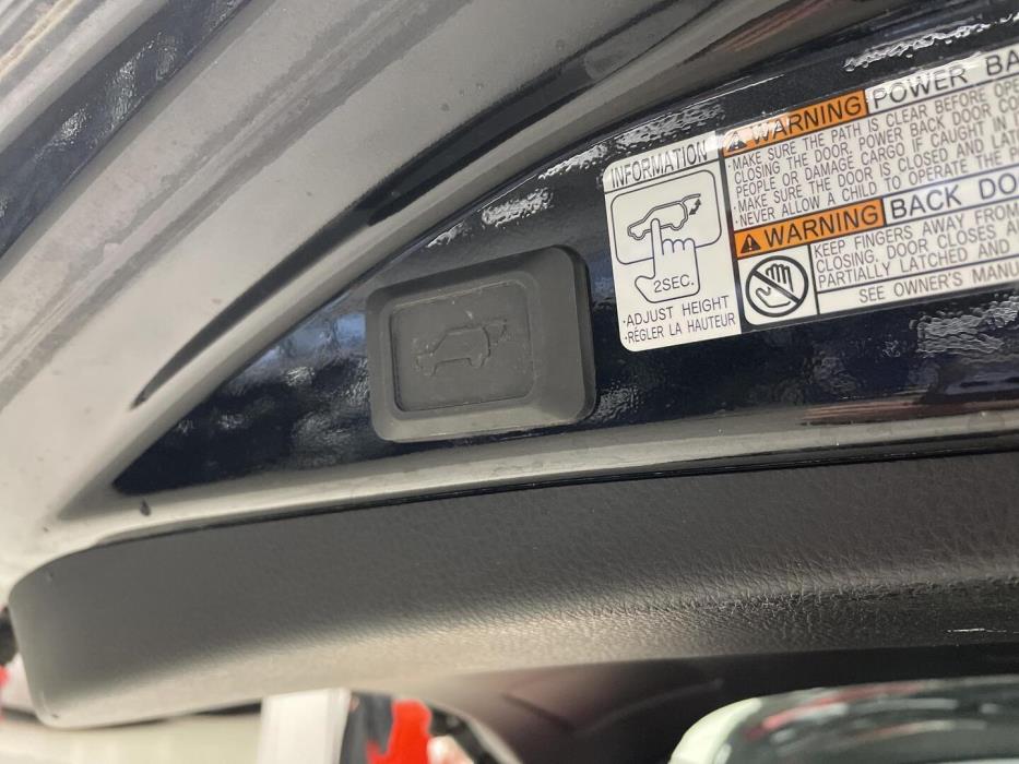 TOYOTA RAV4 2018