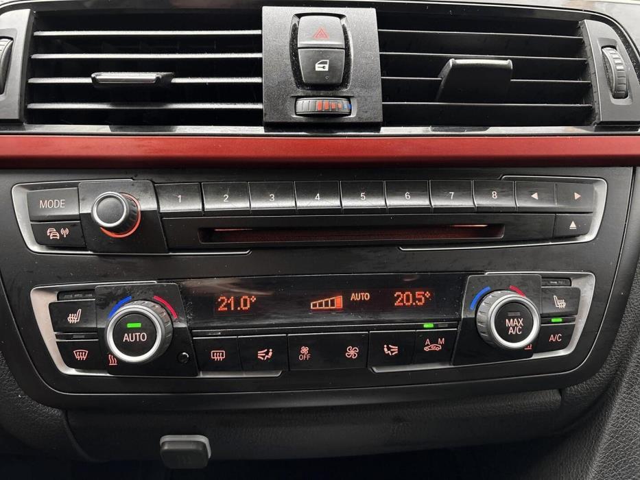 BMW 320 2013