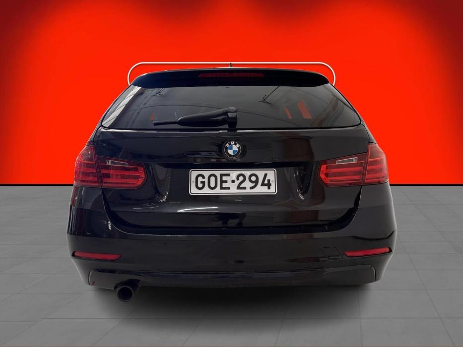 BMW 320 2013