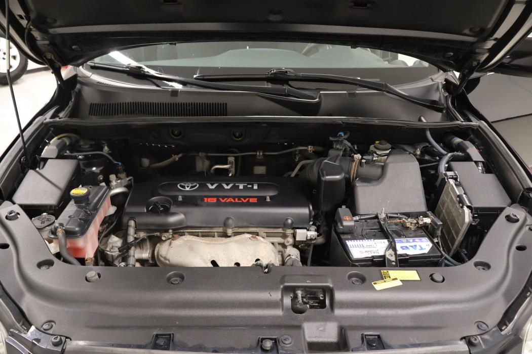 TOYOTA RAV4 2006