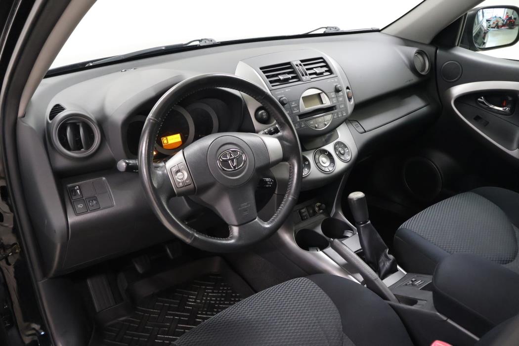 TOYOTA RAV4 2006