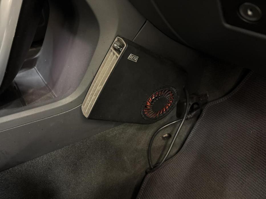 VOLVO V70 2013