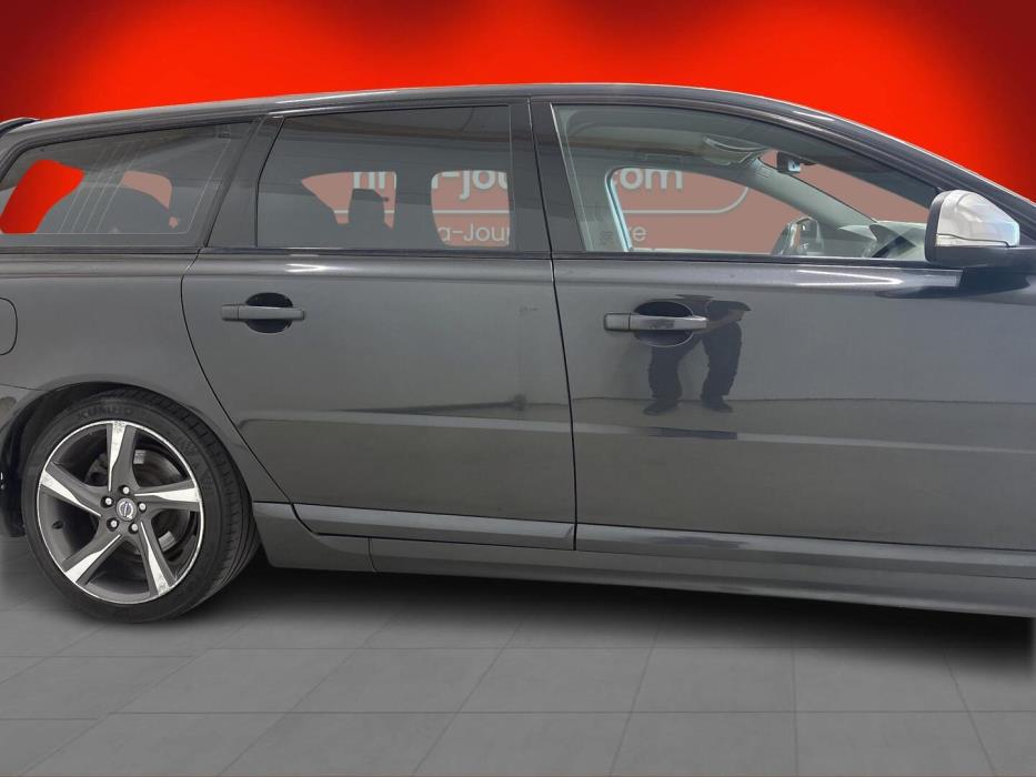 VOLVO V70 2013
