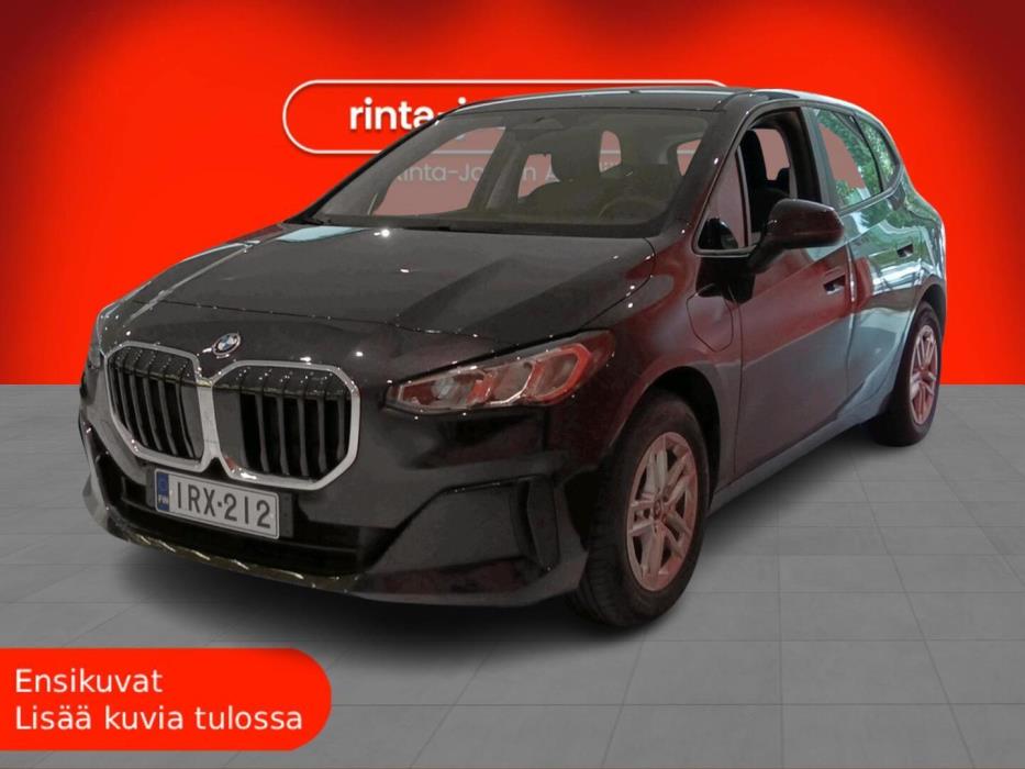 BMW 225 2024