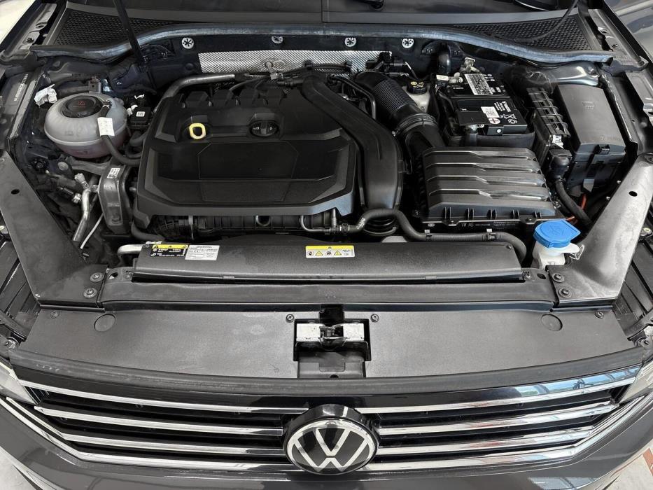VOLKSWAGEN Passat 2021