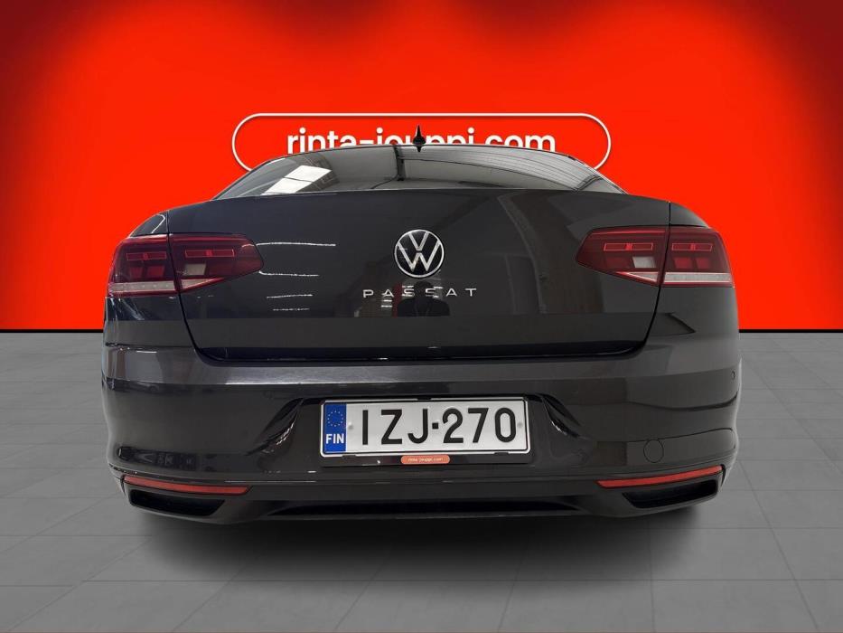 VOLKSWAGEN Passat 2021