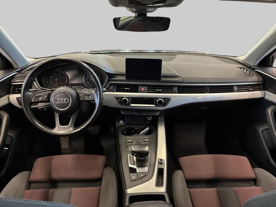 AUDI A4 2016