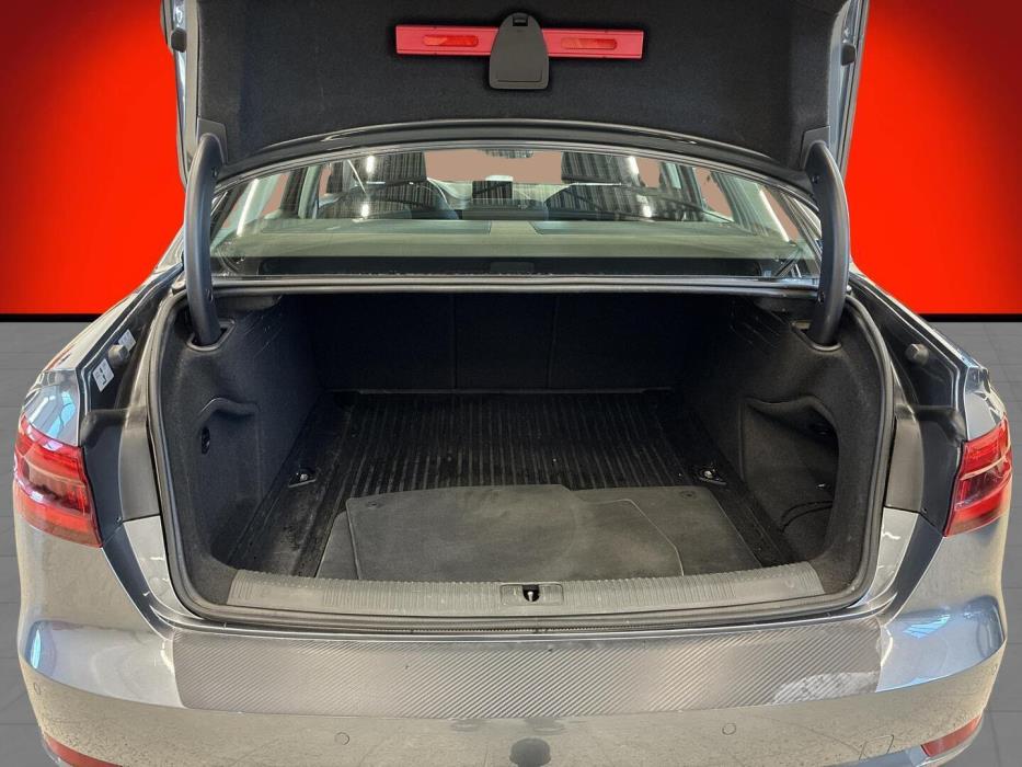 AUDI A4 2016
