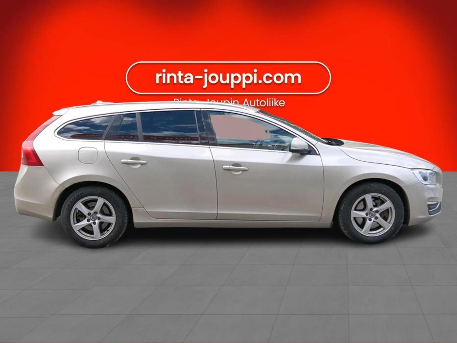 VOLVO V60 2017