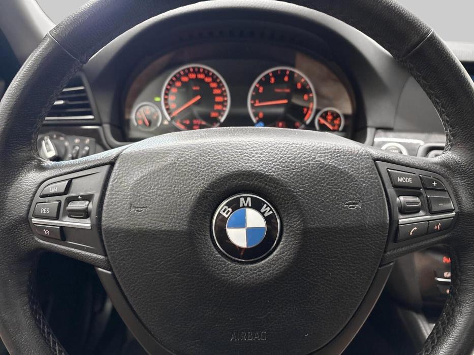 BMW 528 2011