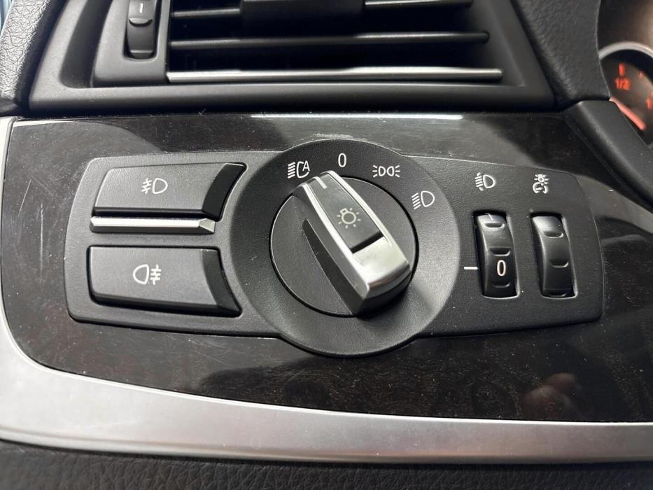 BMW 528 2011