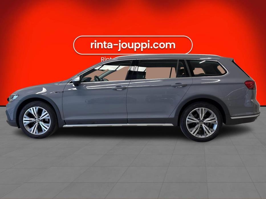 VOLKSWAGEN Passat 2022