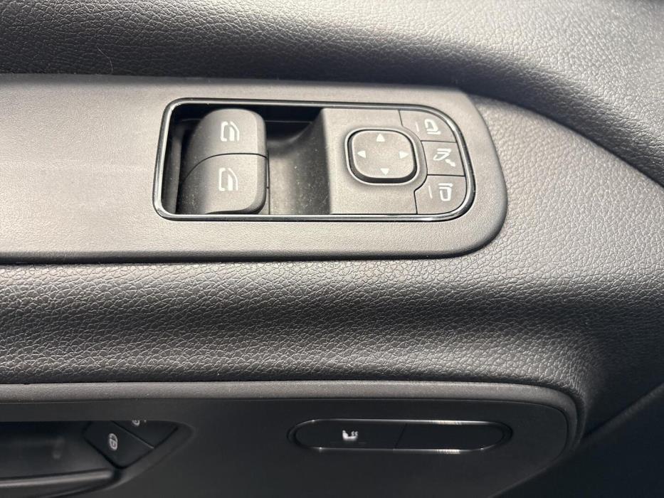 MERCEDES-BENZ Sprinter 2022