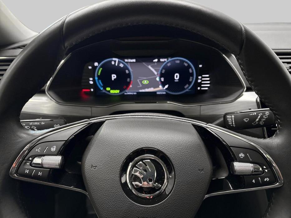 SKODA Superb 2023