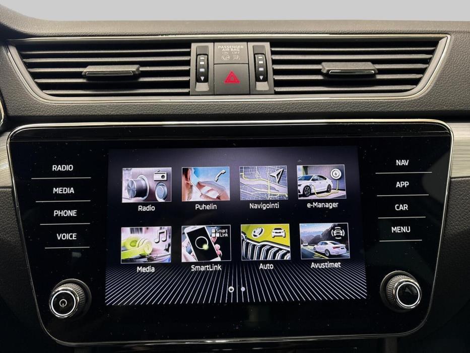 SKODA Superb 2023