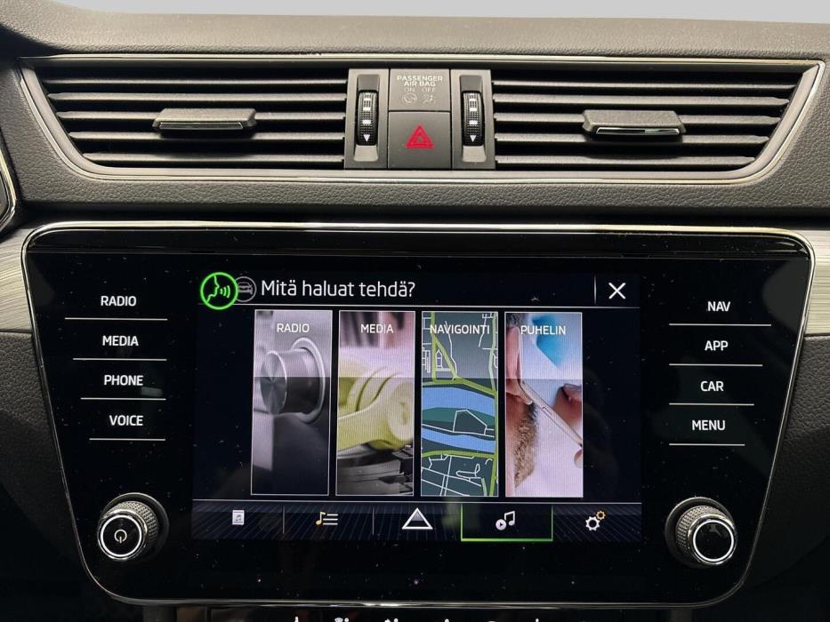 SKODA Superb 2023