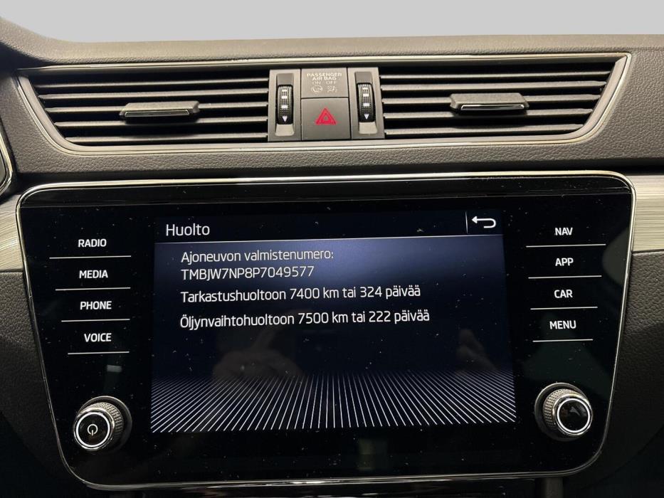SKODA Superb 2023