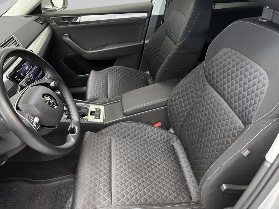 SKODA Superb 2023