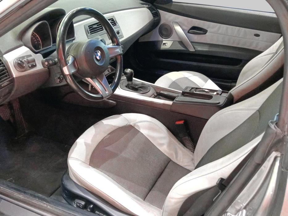 BMW Z4 2003