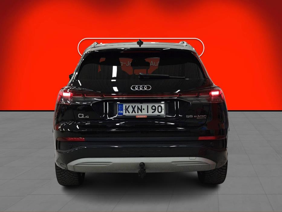 AUDI Q4 e-tron 2024