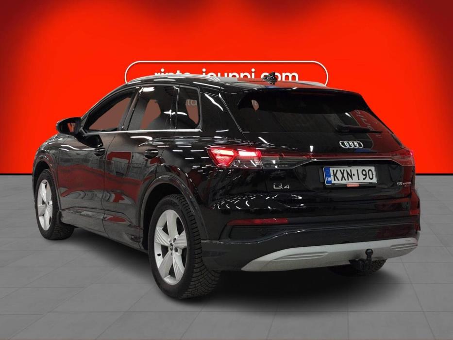 AUDI Q4 e-tron 2024