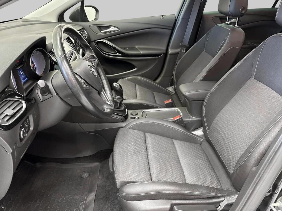 OPEL Astra 2017