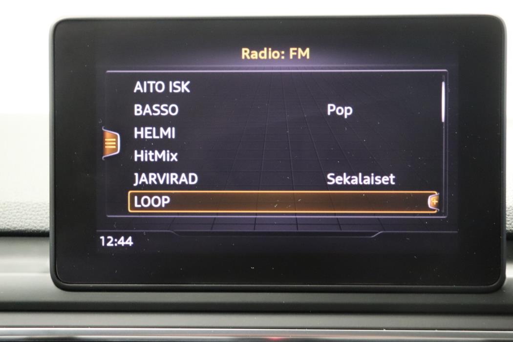 AUDI A4 2018