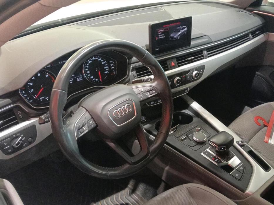 AUDI A4 2018