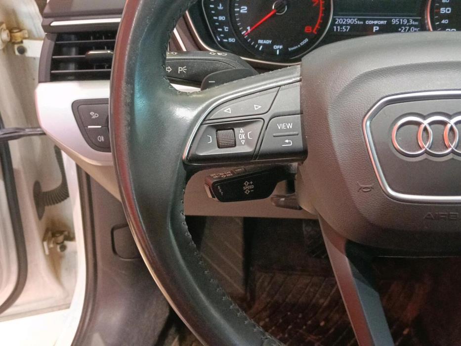 AUDI A4 2018