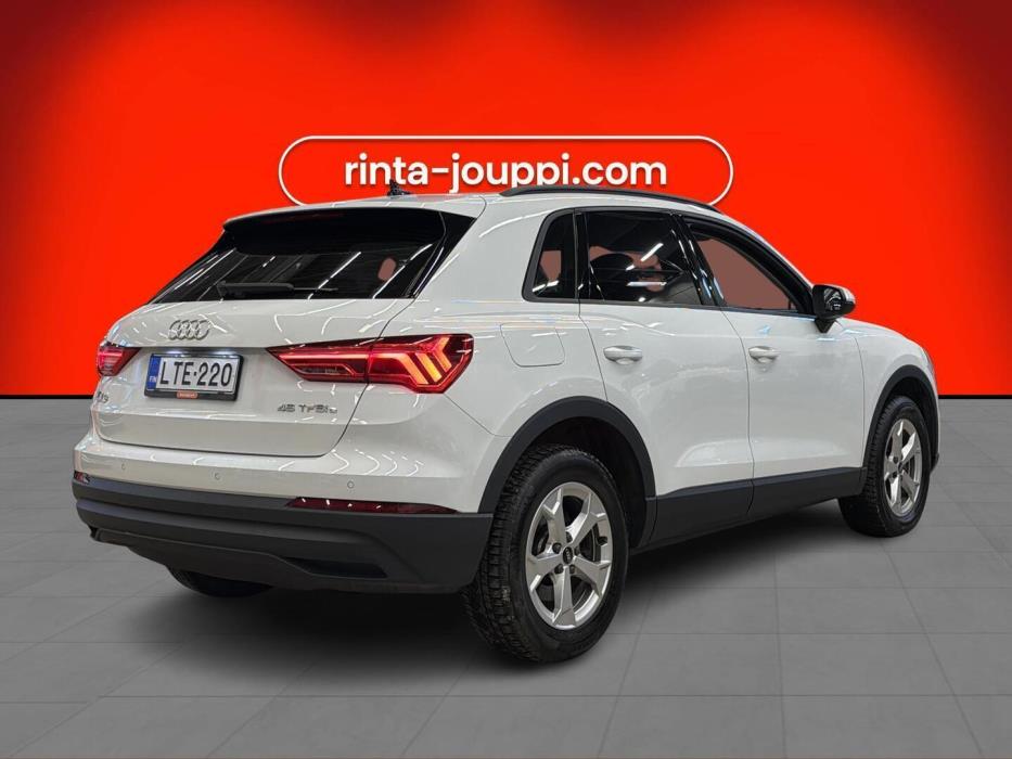 AUDI Q3 2023