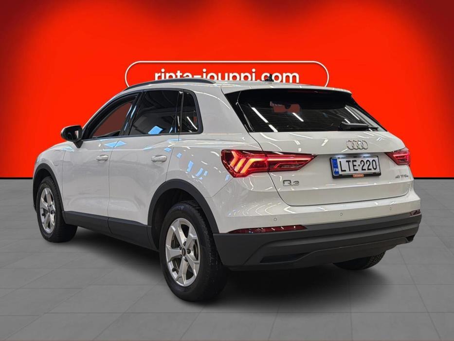 AUDI Q3 2023