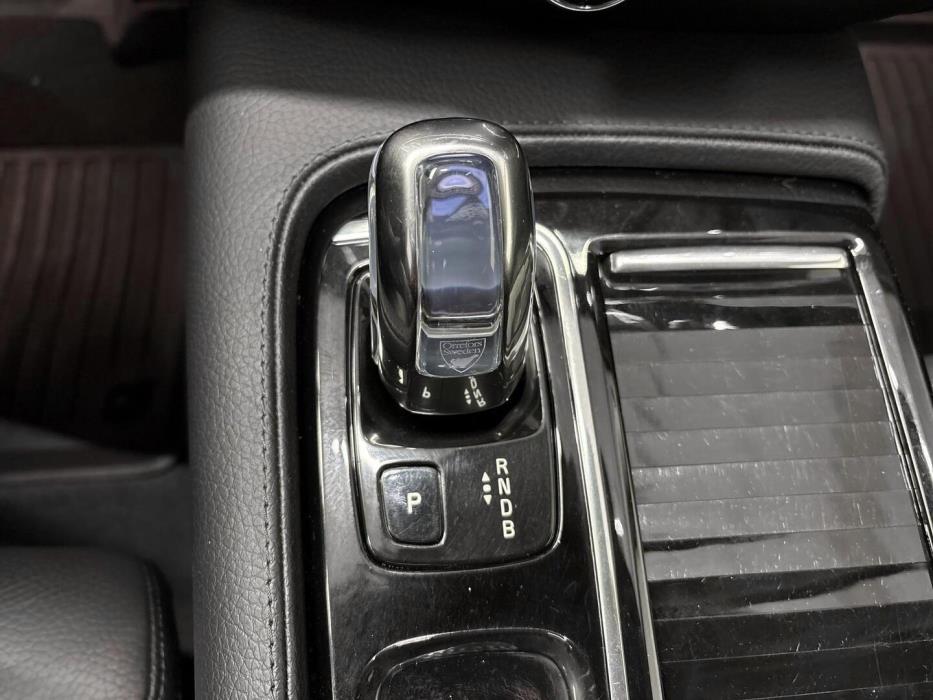 VOLVO V60 2019