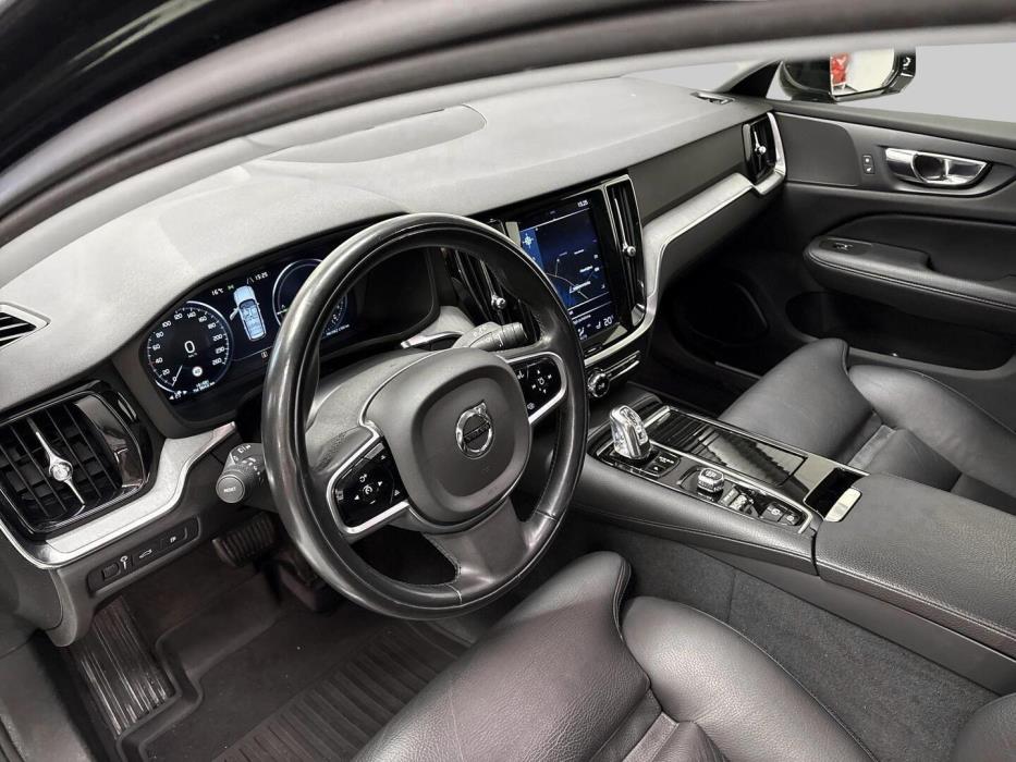 VOLVO V60 2019