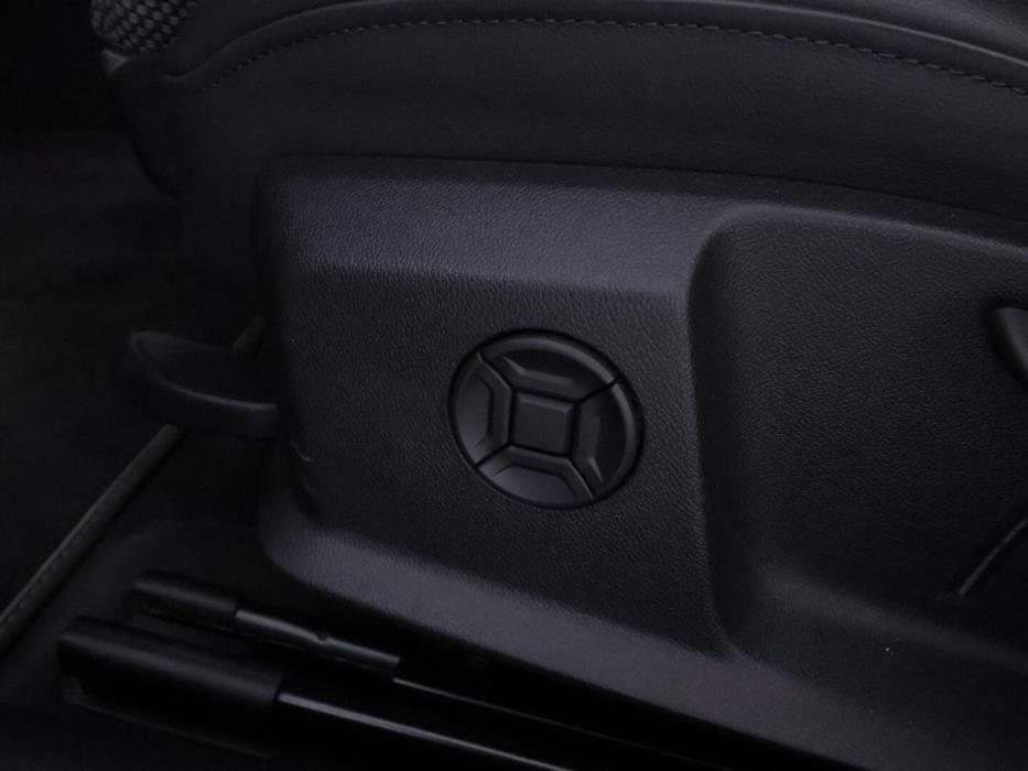 AUDI A6 2023