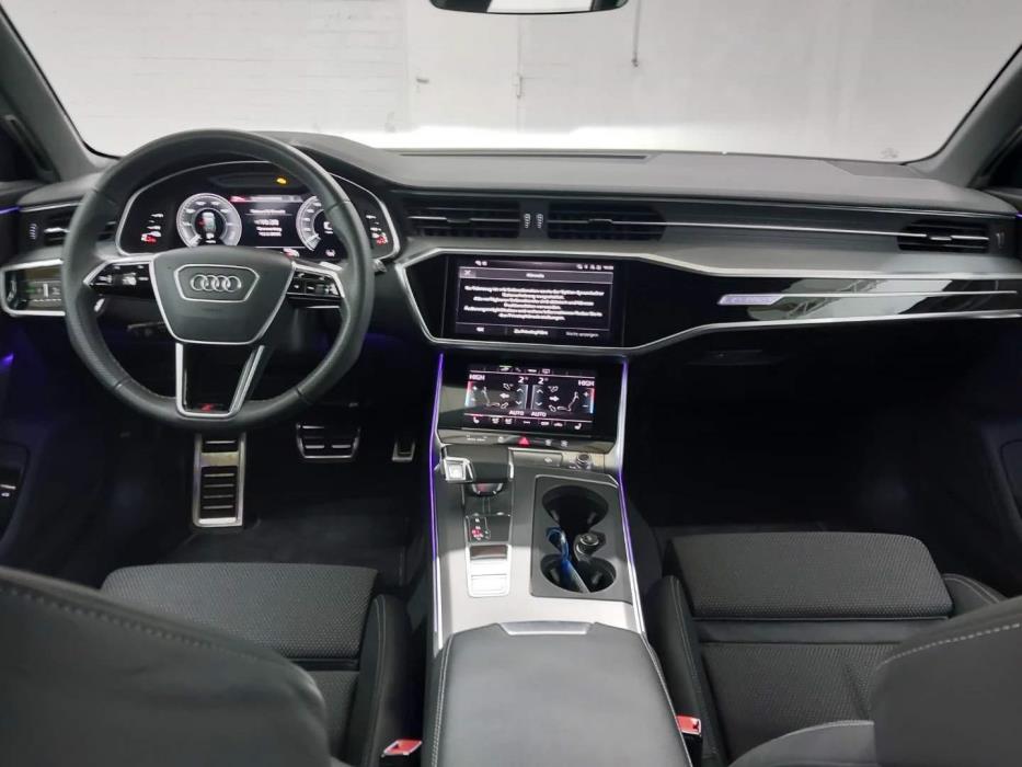 AUDI A6 2023