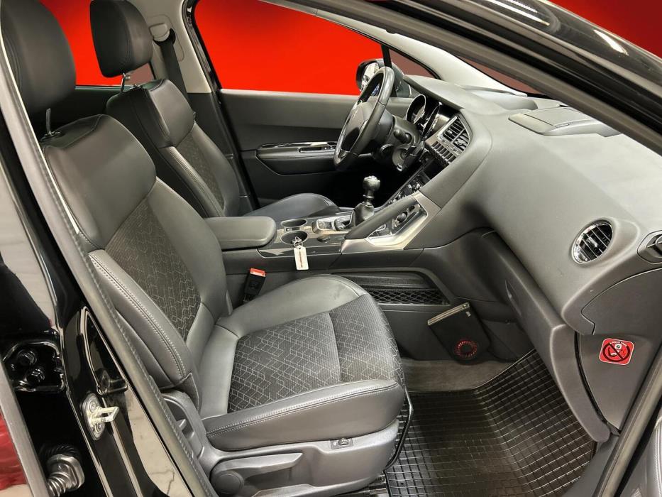 PEUGEOT 3008 2014