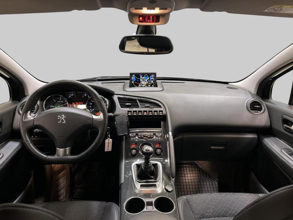 PEUGEOT 3008 2014