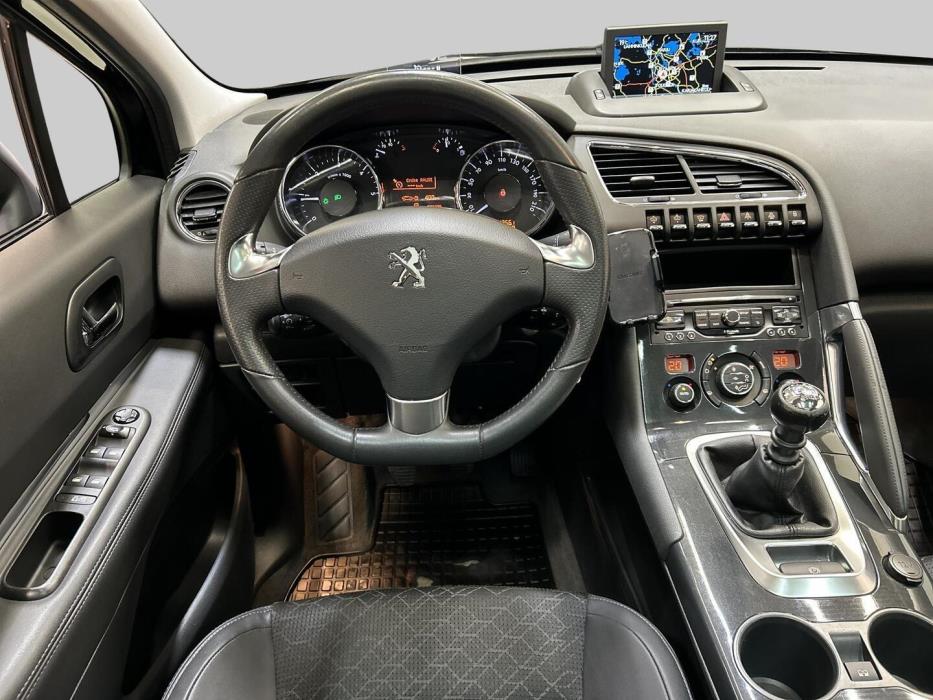 PEUGEOT 3008 2014
