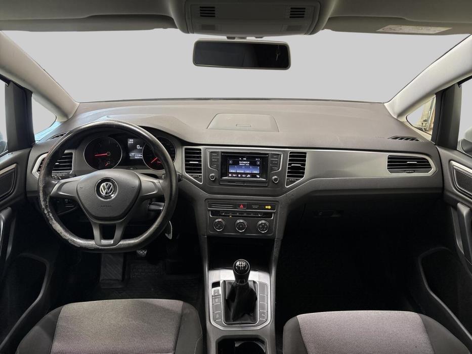 VOLKSWAGEN Golf Sportsvan 2016
