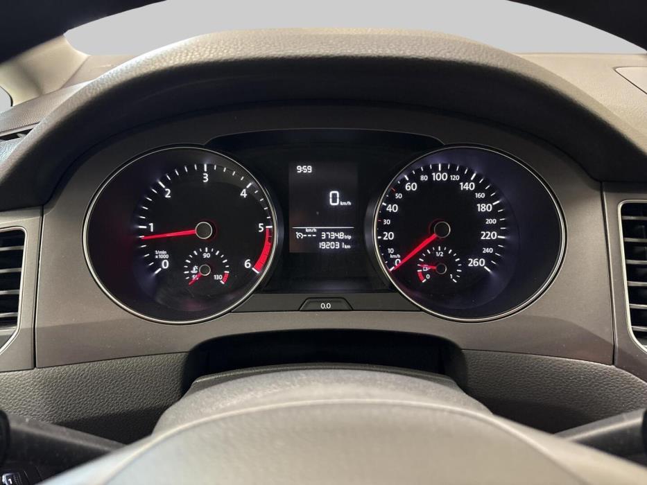 VOLKSWAGEN Golf Sportsvan 2016