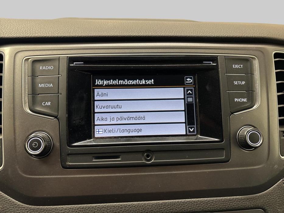 VOLKSWAGEN Golf Sportsvan 2016
