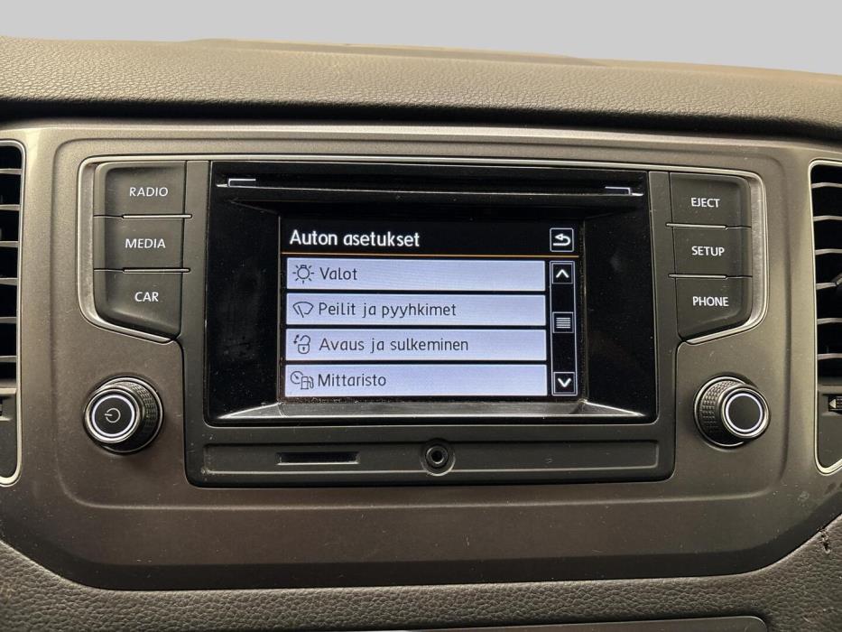 VOLKSWAGEN Golf Sportsvan 2016