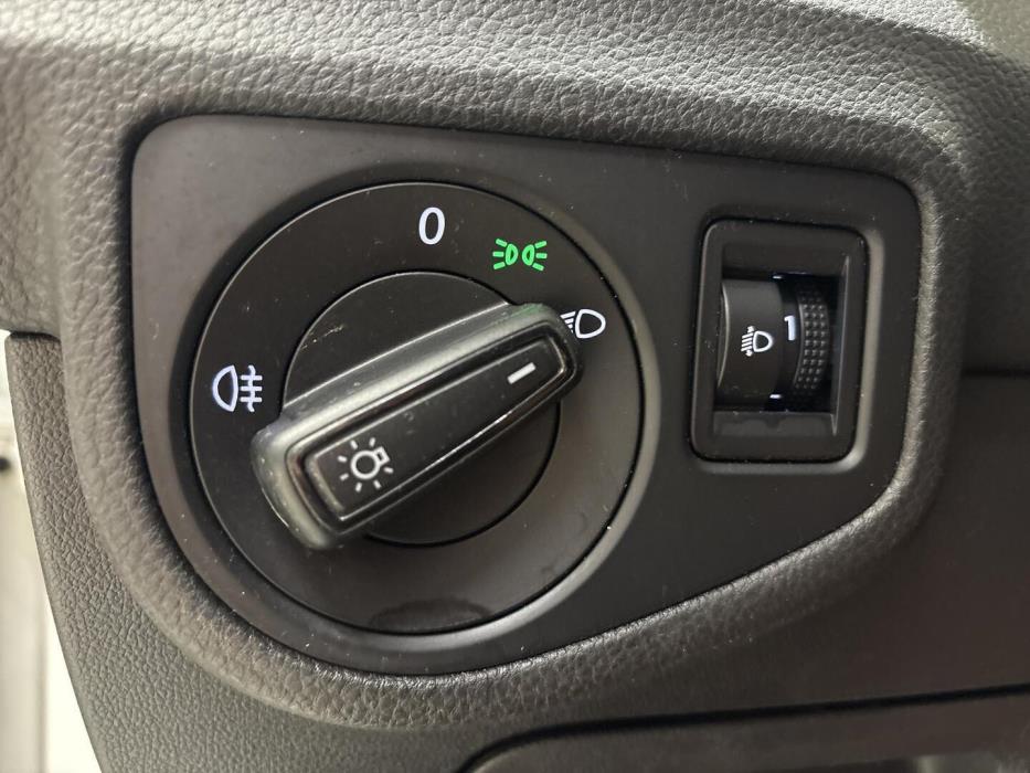 VOLKSWAGEN Golf Sportsvan 2016