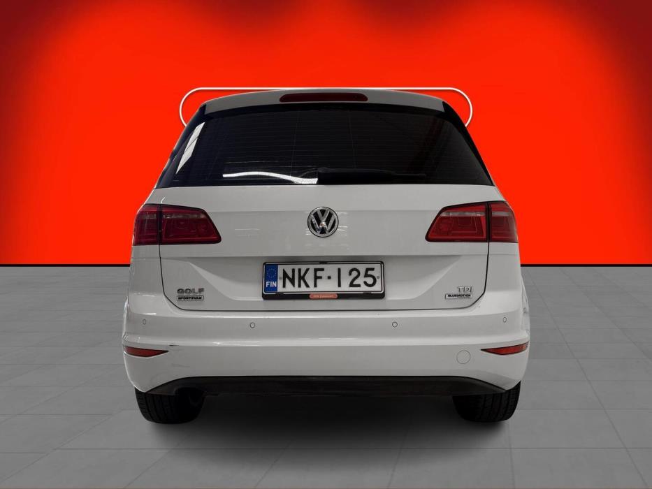 VOLKSWAGEN Golf Sportsvan 2016