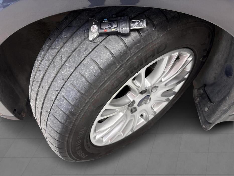 FORD Grand C-Max 2012