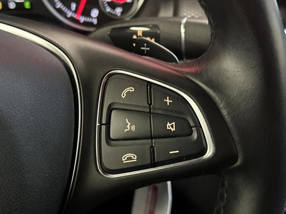 MERCEDES-BENZ A 2016