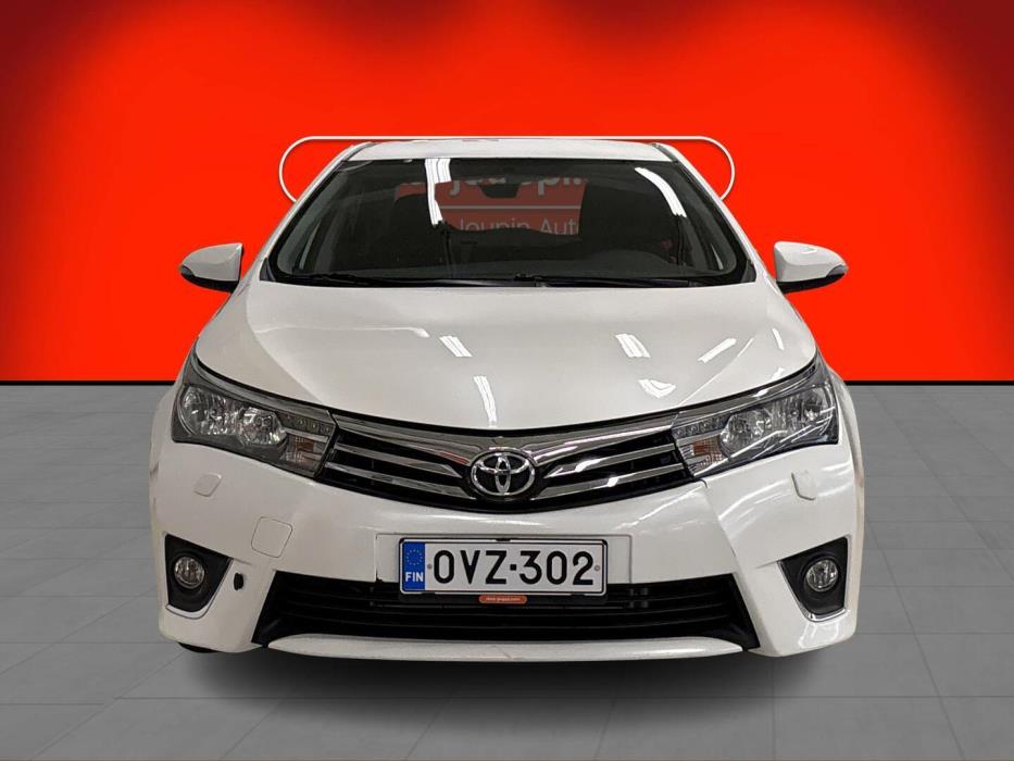 TOYOTA Corolla 2014