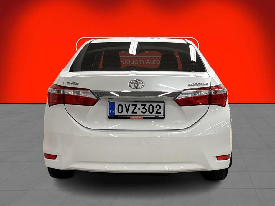 TOYOTA Corolla 2014